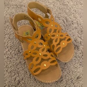 Girls sandals
